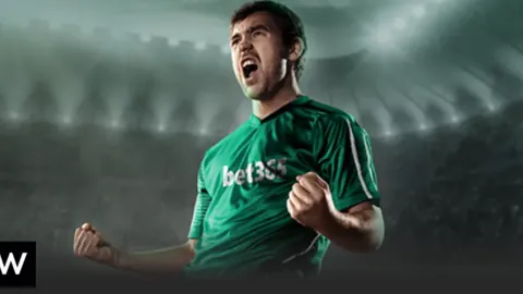 巴萨下半场射门7次全中，刷新2025年纪录