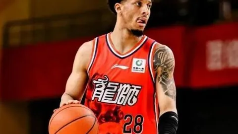 韩联赛五连冠征程：蔚山队强势夺冠，超强阵容